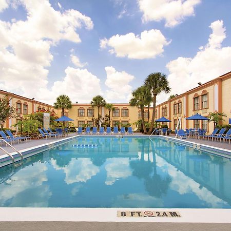 La Quinta Inn By Wyndham Orlando International Drive North Exterior photo